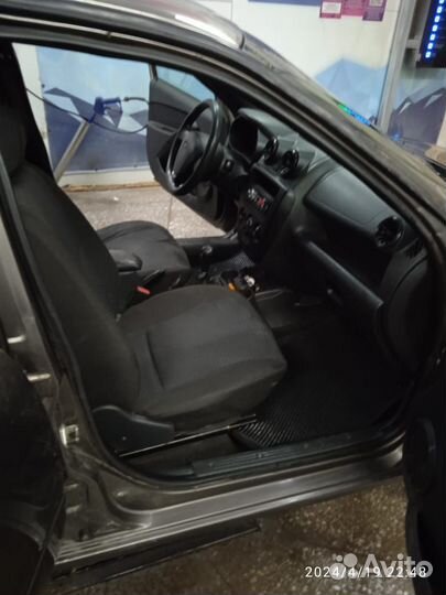 LADA Granta 1.6 МТ, 2013, 135 000 км