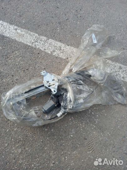 Электростеклоподъёмник Ниссан Альмера