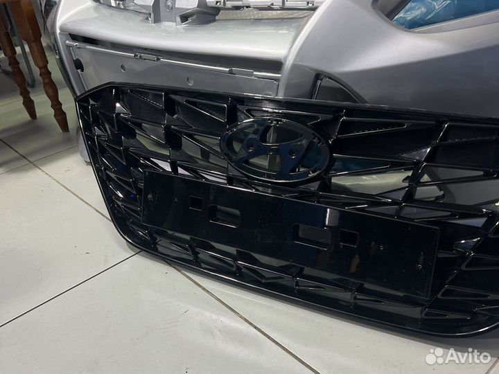 Решетка радиатора хюндай солярис 2022 глянец