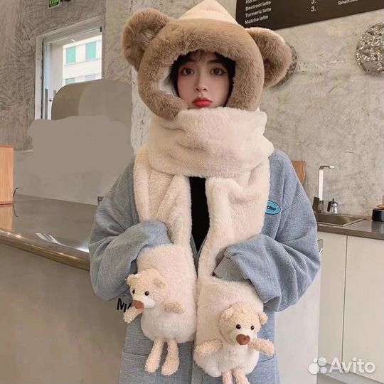 Женские меховые шапки