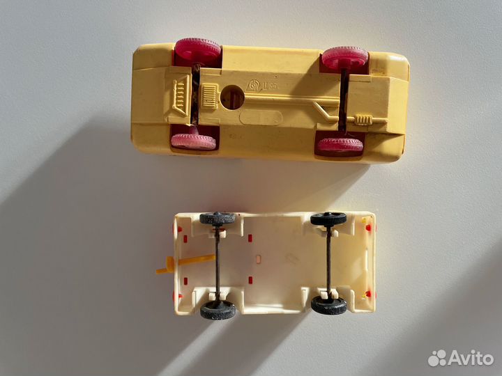 Игрушка автомобиль СССР