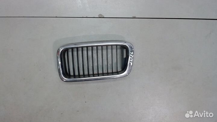 Решетка радиатора BMW 7 E38, 1998