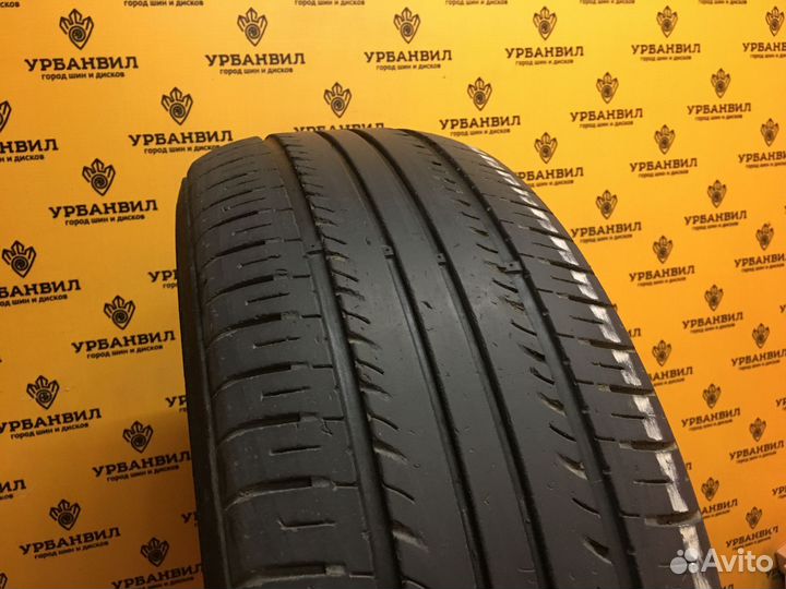 Kumho Solus KH17 215/60 R16 95V
