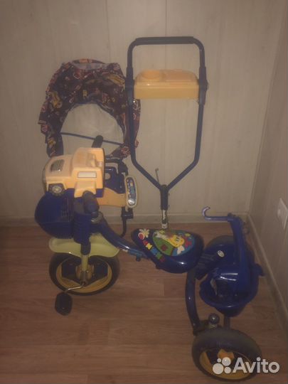 Трехколесный велосипед с родительской ручкой