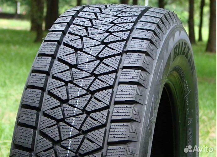 Bridgestone Blizzak DM-V2 235/55 R18 100T