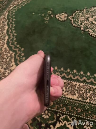 iPhone 8, 64 ГБ