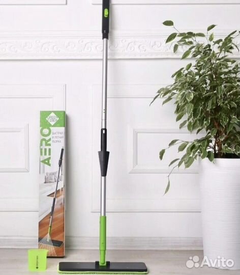 Швабра с распылителем Greenway