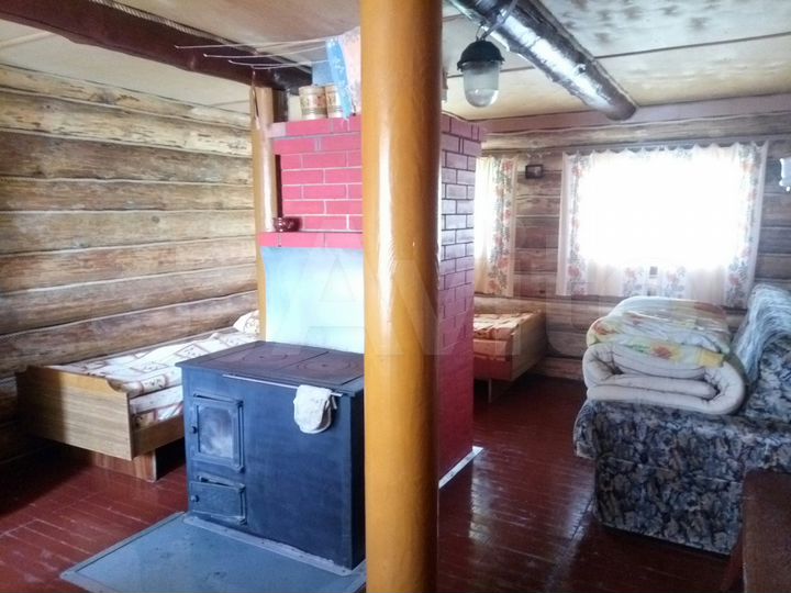 Дом 90 м² на участке 50 сот.