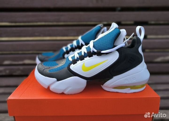 Динамичные Nike Alpha Savage