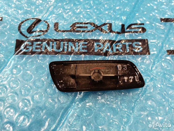 Крышка форсунки Lexus Rx (3) левая черная 09-11