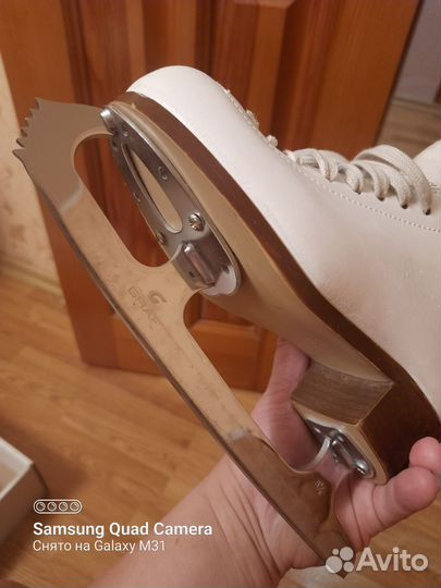 Фигурные коньки Graf Splendid