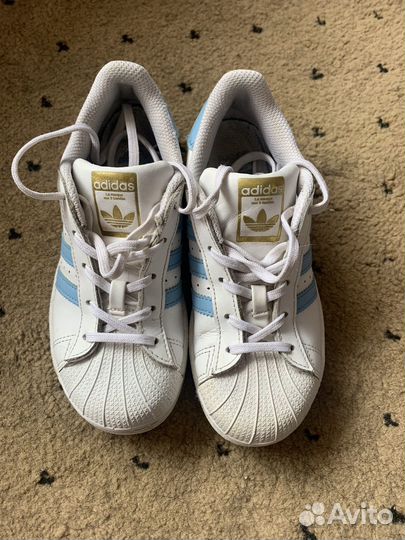 Кроссовки adidas