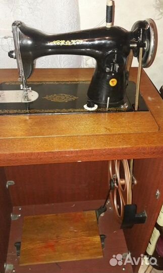 Швейная машинка подольская ножная