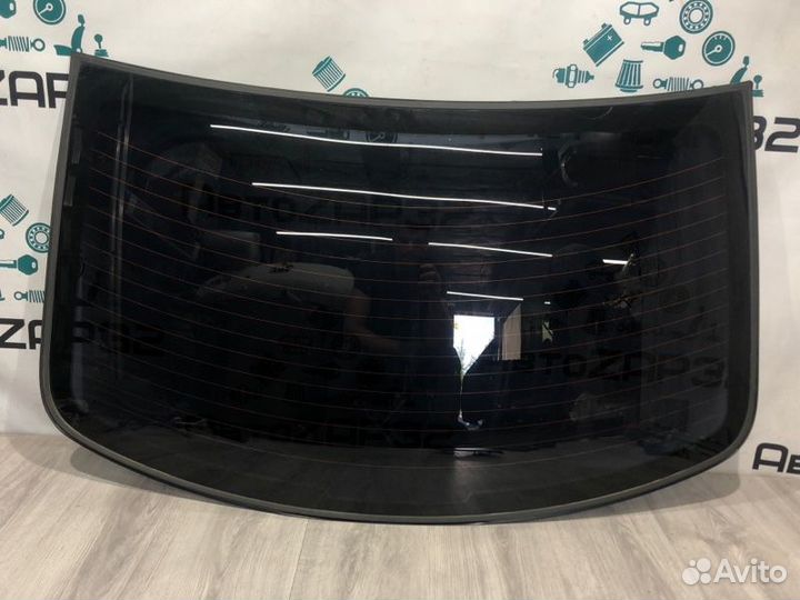 Стекло заднее Hyundai Solaris седан G4FA 2015