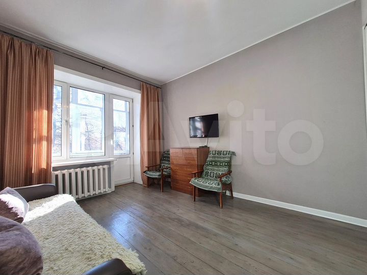 2-к. квартира, 59 м², 2/4 эт.