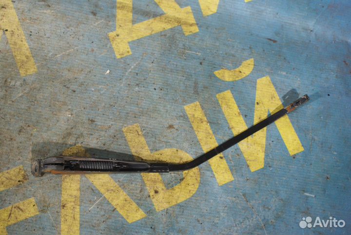 Поводок заднего дворника Opel Astra F