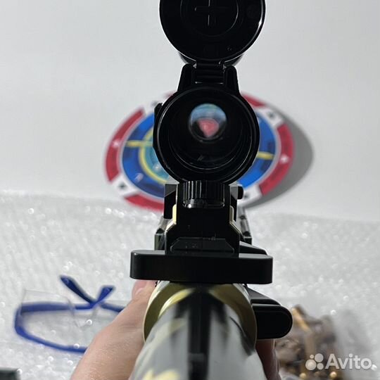 Игрушечный автомат с пульками