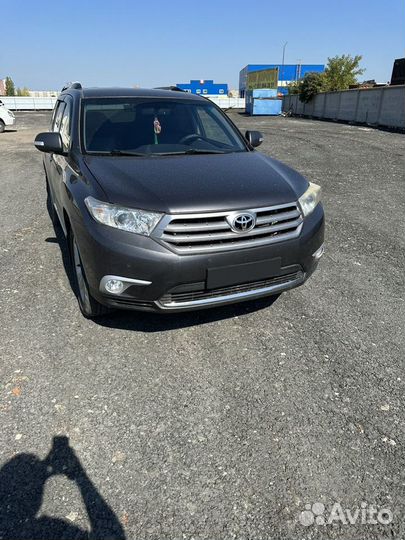 Toyota Highlander 3.5 AT, 2011, 132 000 км