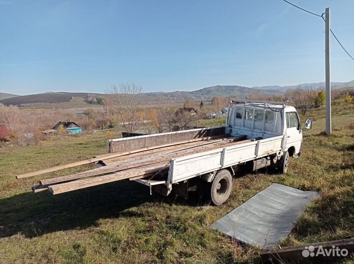 Nissan Atlas бортовой, 1991