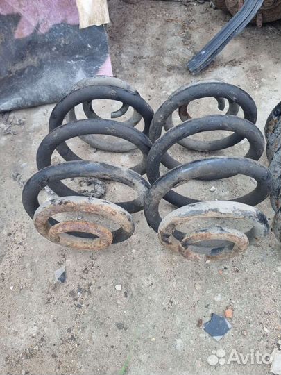 Пружины задние volkswagen transporter T3