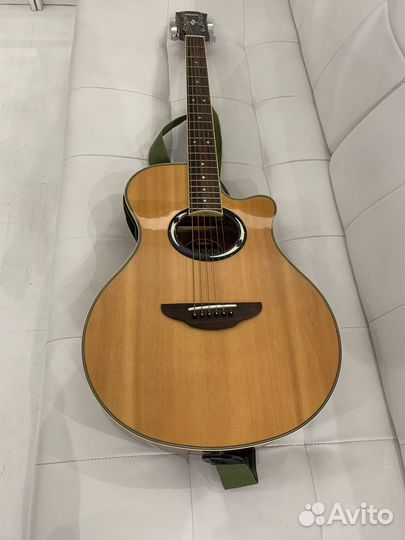 Гитара Yamaha APX 500III