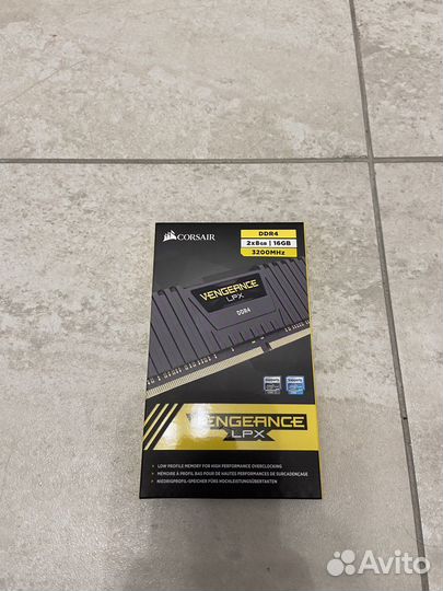 Оперативная память ddr4 2x8 3200