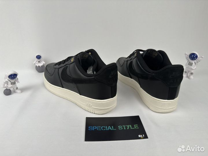 Nike Air Force 1 Premium Black Pack