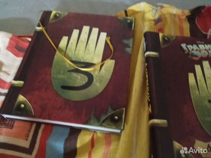 Книга граффити фолз