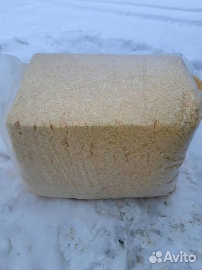 Опилки в брикетах