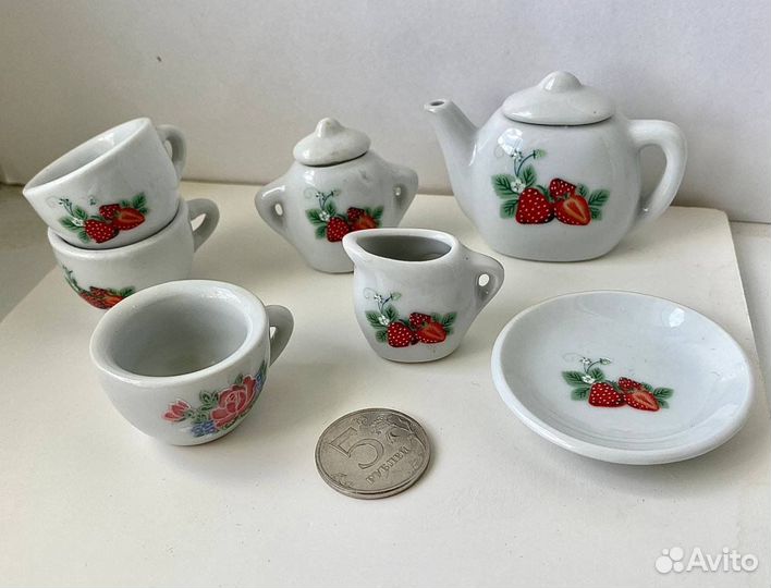 Фарфоровая посуда кукольная