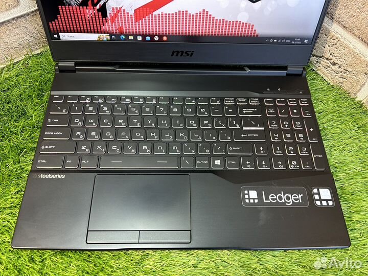 12 ядер MSI 120Ghz i7-9750H/RTX2060/16/SSD+HDD