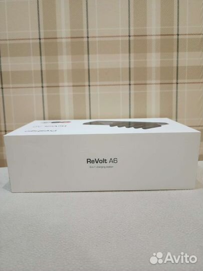 Беспроводное зарядное устройство PrestigioRevoltA6