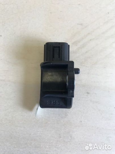 Датчик airbag Honda Vezel RU1 L15B 2014