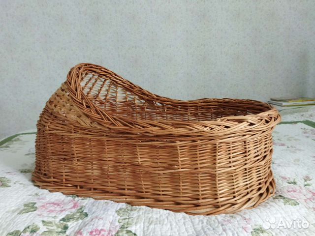 Плетеная корзина люлька