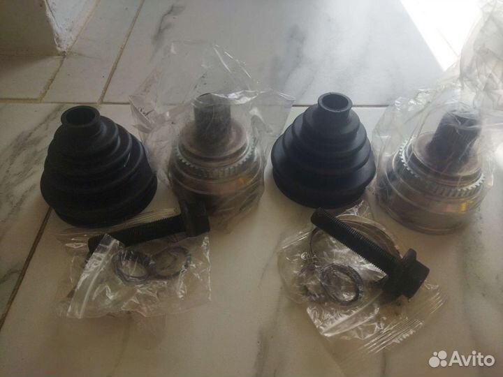 Запчасти на audi новые