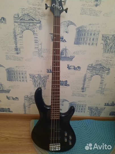 Бас гитара cort action plus