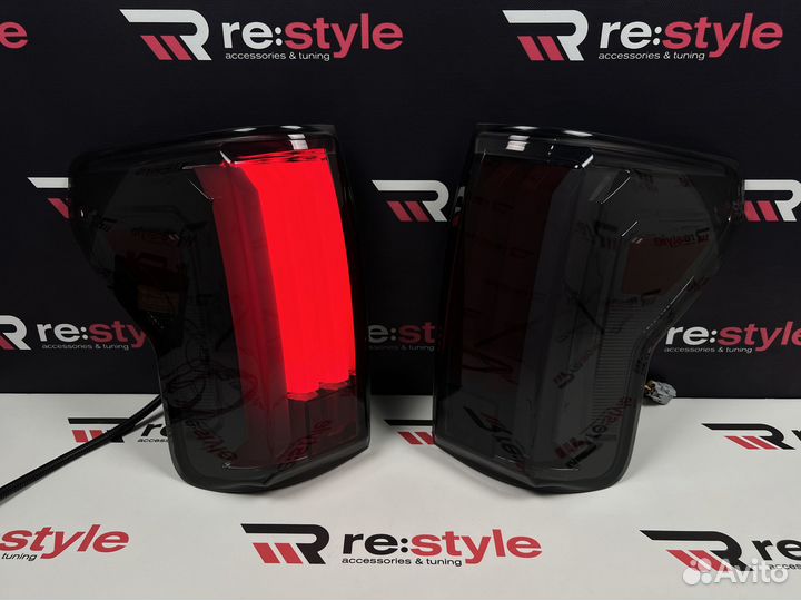 Стопы Toyota Tundra 07-13г Дымчатые LED