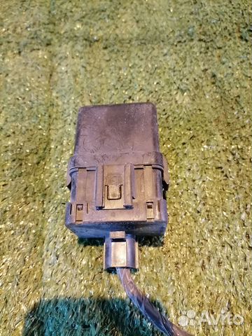 Блок предохранителей 2523664U00 Nissan X-Trail T30