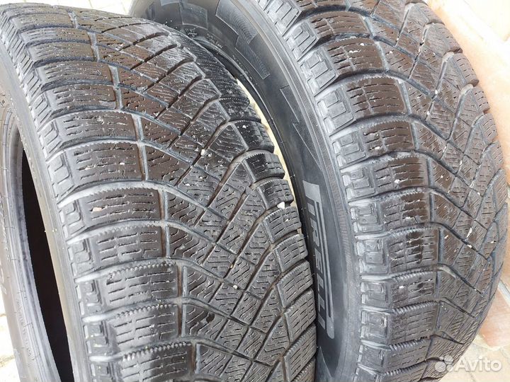 Pirelli Ice Zero FR 225/65 R17 106T