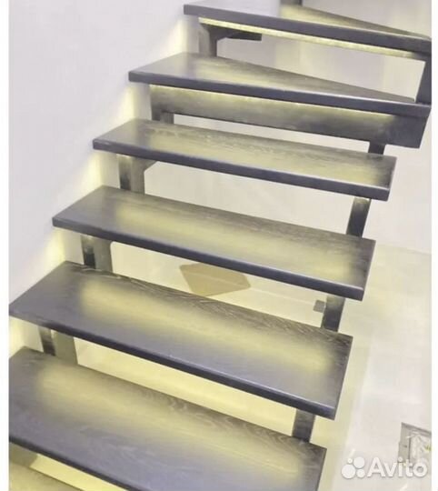 Подсветка лестницы с датчиками движения