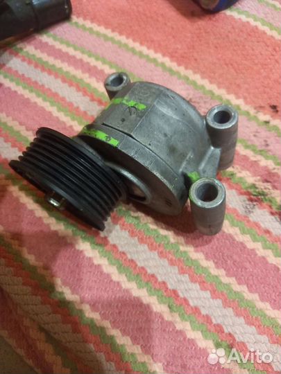 Натяжной ролик ремня mazda 3, Ford 2 1.8, 2.0