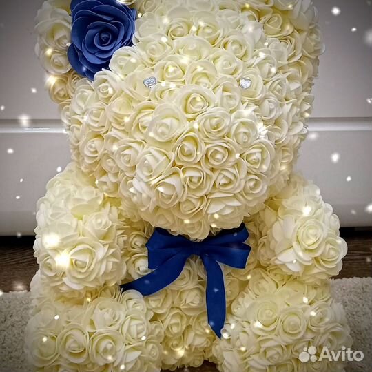 Мишка из роз