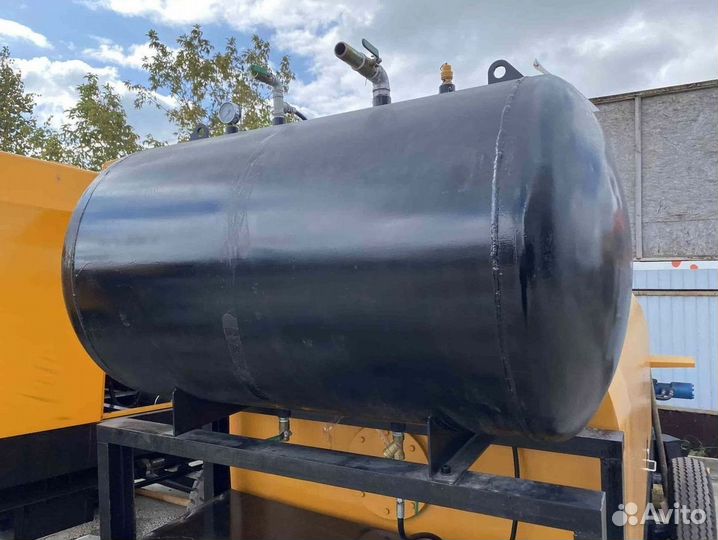 Водобак автобетоносмесителя Тигарбо