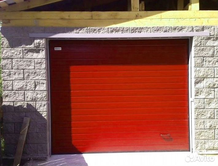 Секционные ворота под ключ