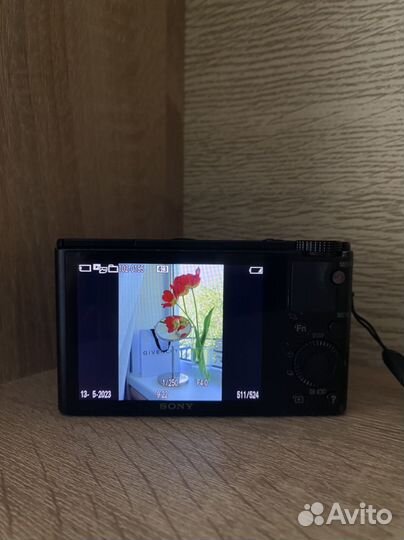Компактный фотоаппарат Sony Cyber-Shot DSC-RX100