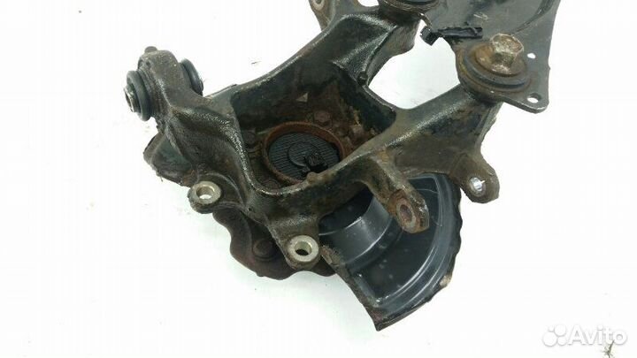 Ступица задняя правая Toyota Avensis ZRT271 2012