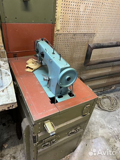 Швейная машинка полевая