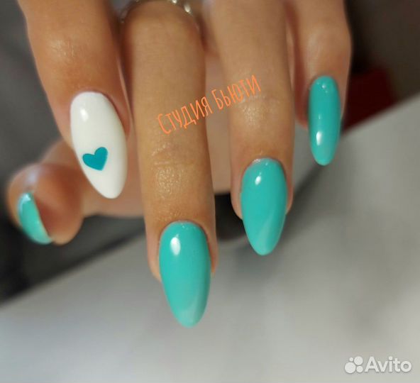 Наращивание ногтей, маникюр