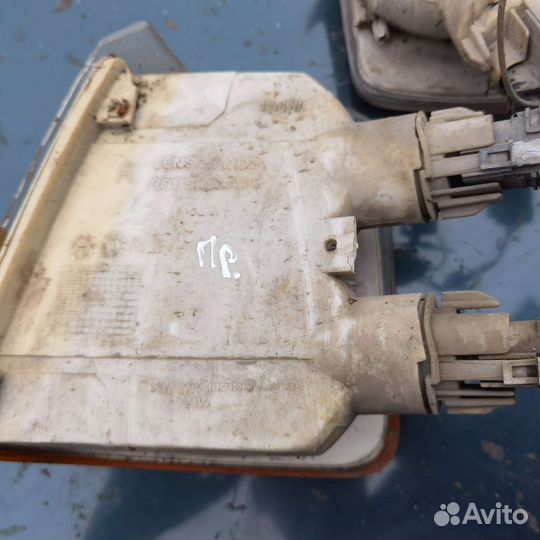 Поворотник Левый Правый Вольво 940