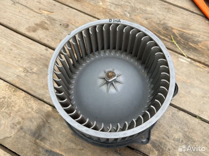 Мотор печки LADA приора